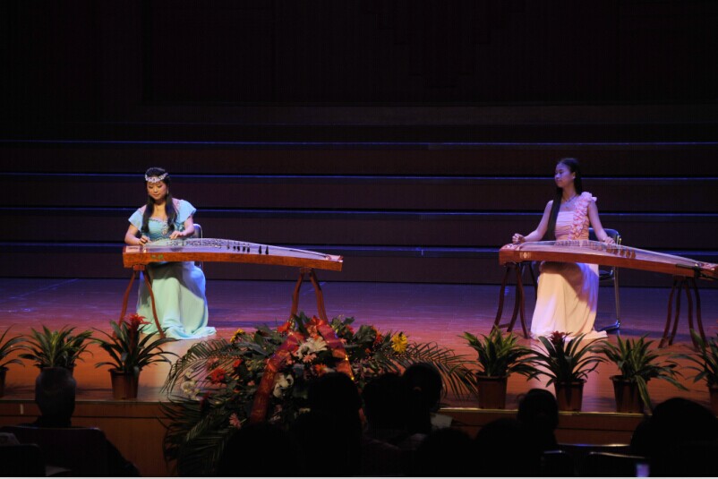 我校教师在武汉音乐学院举办独奏音乐会圆满成功